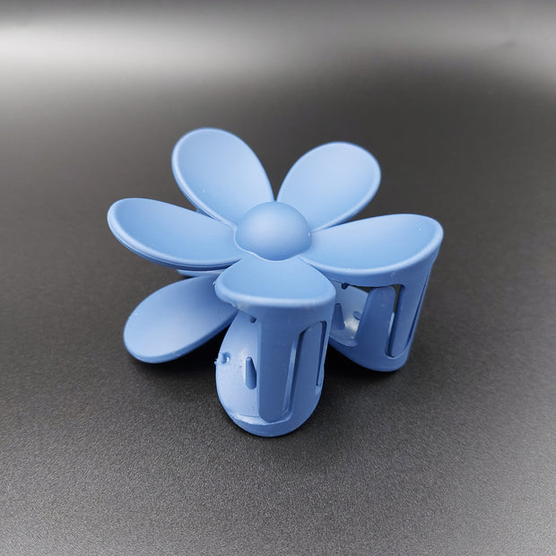 Fleur - grote bloemvormige haarklem blauw