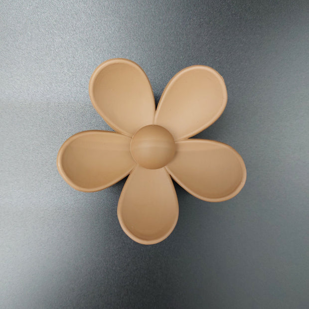 Fleur - grote bloemvormige haarklem taupe
