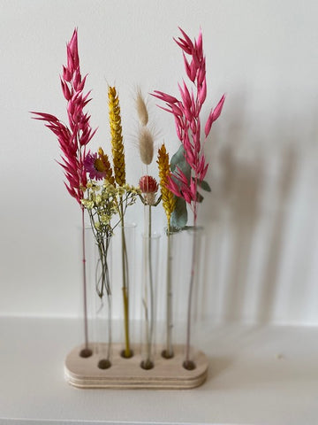 Bloemen in proefbuisjes - Studio Blooming